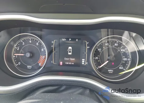 2014 Jeep Cherokee Latitude z USA, uszkodzony, nr VIN 1C4PJLCS6EW115619